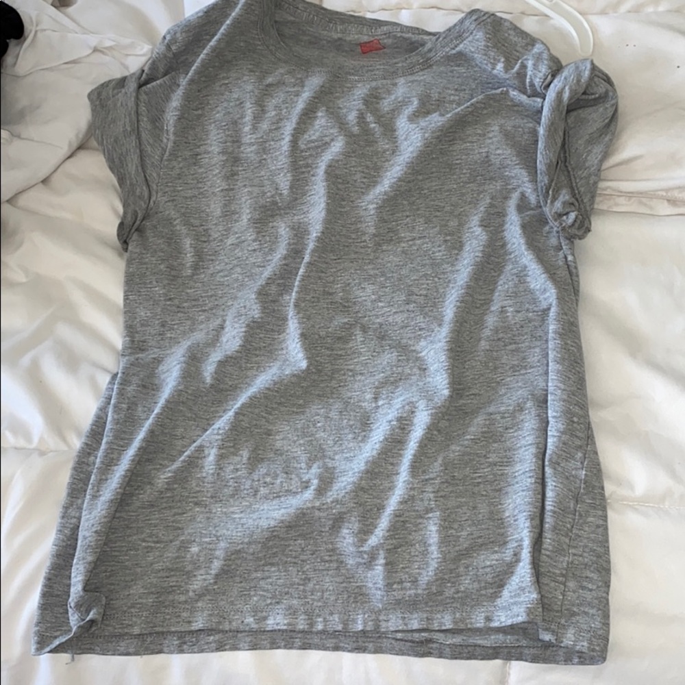 ❤Basic tee 😍 size s